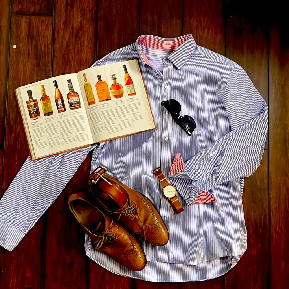 🌟 Professional Style with J. McLaughlin Dress Shirt! 👔